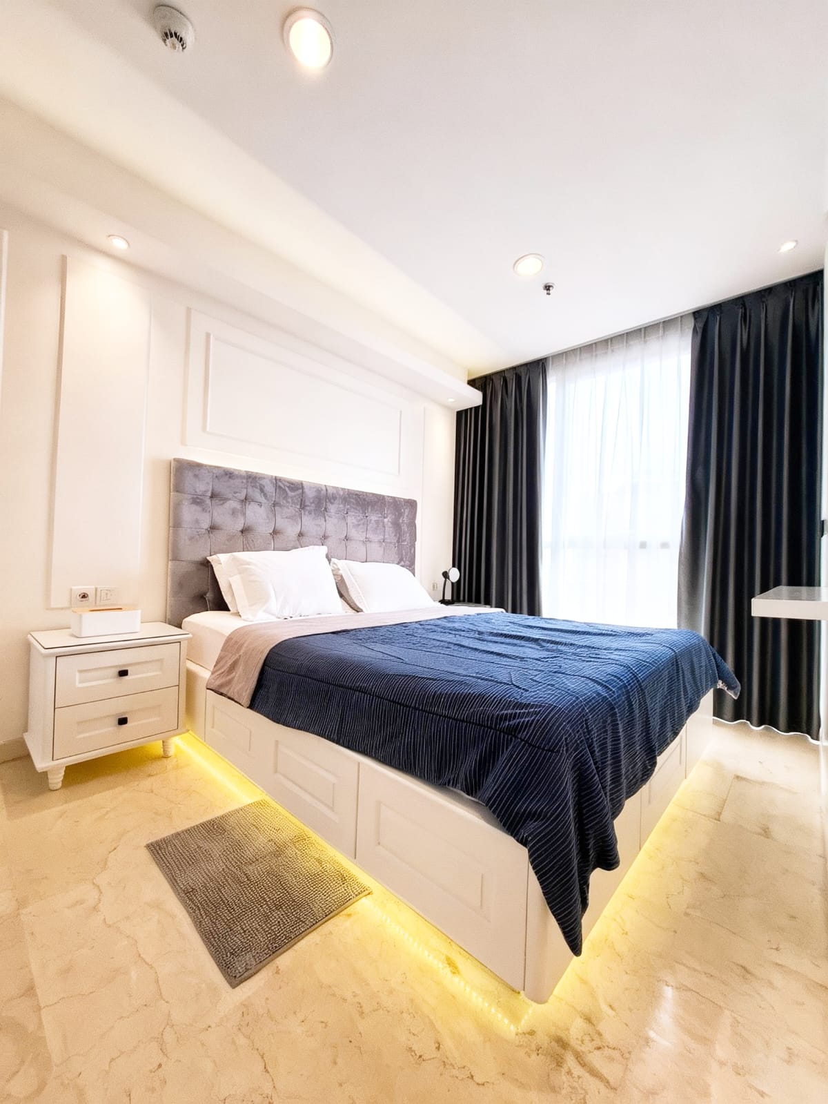 Ciputra World 2 Jakarta 3 Bedroom+ Study Room Full Furnished